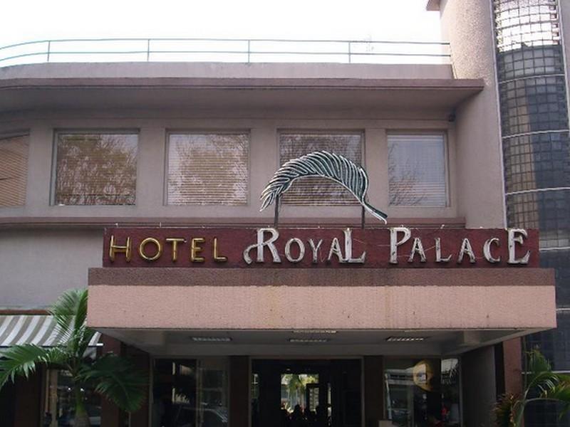 Hotel Royal Palace Bandung Kültér fotó